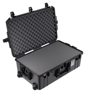 PELI 1595 AIR CASE Internal dimensions 650x382x229mm, with foam, wheeled, black