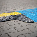 DEFENDER CABLE CROSSOVER - MIDI series